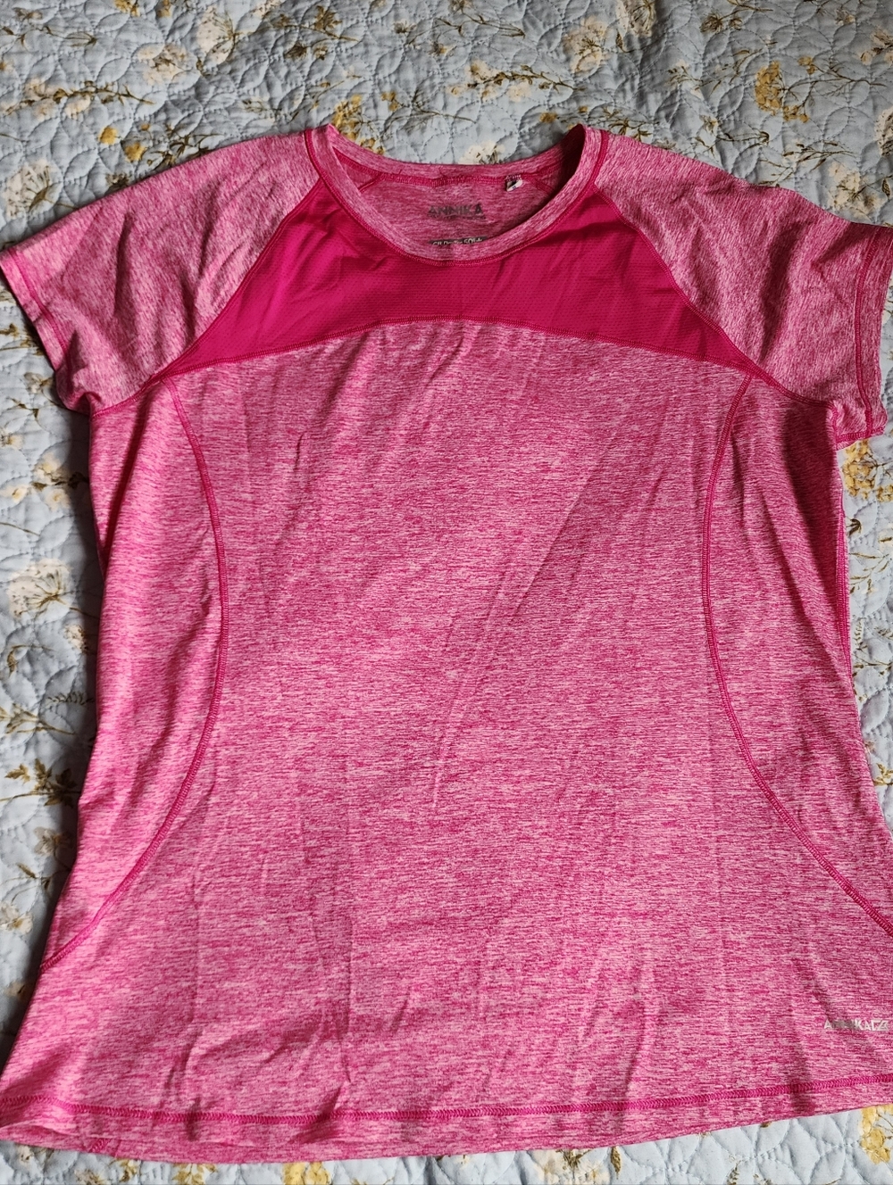 Annika cutter & buck pink active shirt Size Large Hot Pink Magenta